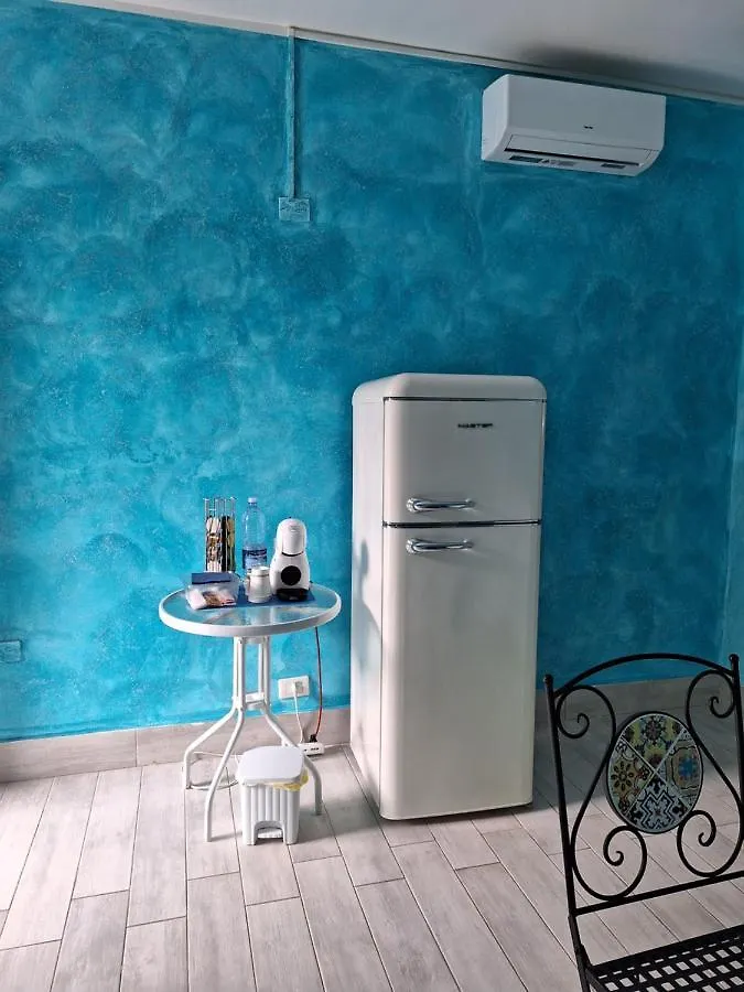 ** Bed & Breakfast Suite House L'Isola Che Non C'E Fontane Bianche Italy