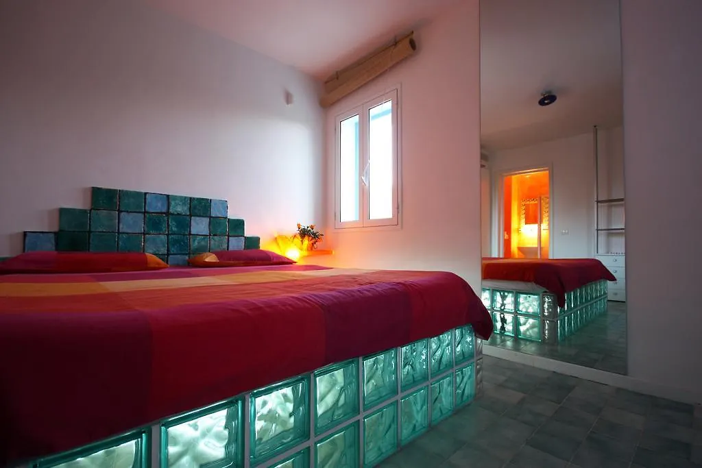 Suite House L'Isola Che Non C'E Fontane Bianche 2*,  Italy