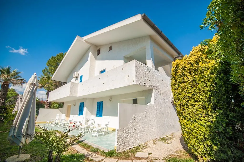 Suite House L'Isola Che Non C'E Fontane Bianche