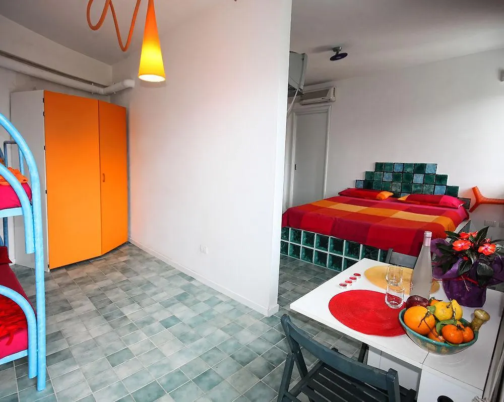 Suite House L'Isola Che Non C'E Fontane Bianche